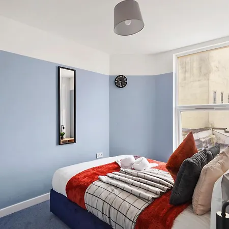アパート Stylish Sleek Abode - Sleeps 6 ブリストル